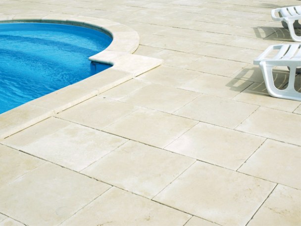 Swimming Pool Coping - Bergerac used with matching paving